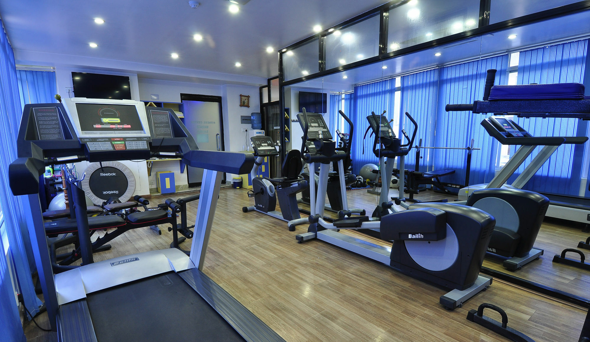 Royal Penguin Boutique Hotel & Spa Κατμαντού Εξωτερικό φωτογραφία